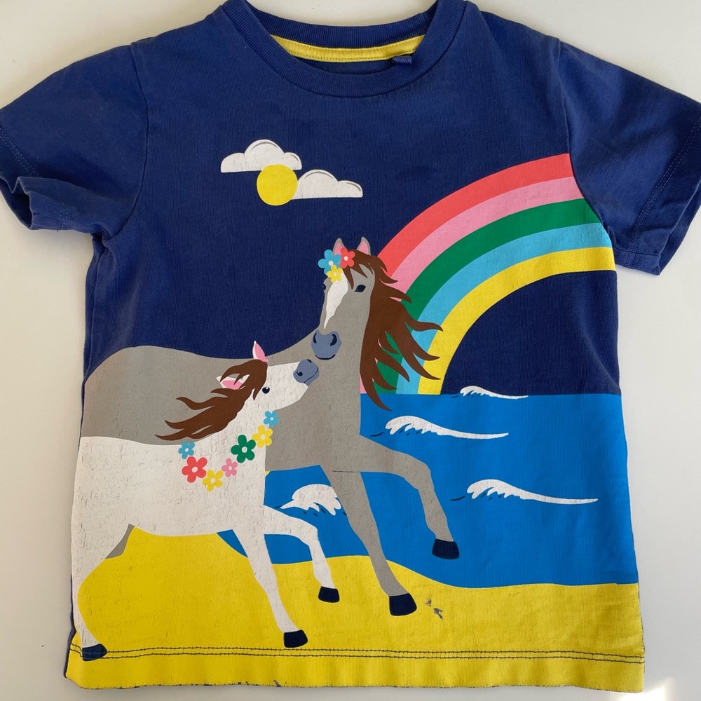 Mini Boden Girls Horse Graphic Short Sleeve Shirt - Size 5